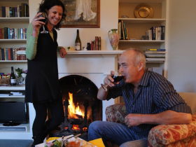 Alice's Cottages & Spa Hideaways - Accommodation Noosa 0