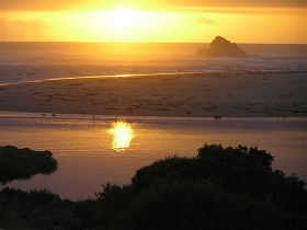 Arthur River Beach House - Accommodation Noosa 0