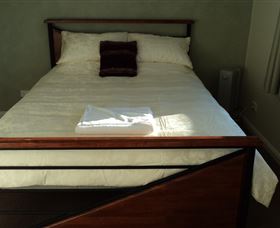 Brady's View Bed And Breakfast Holiday Apartment - Accommodation Noosa 1