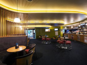 Carlyle Hotel - Accommodation Noosa 0