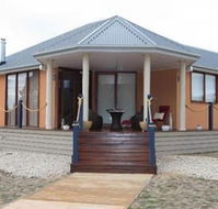 Aurora Cottages - Accommodation Noosa