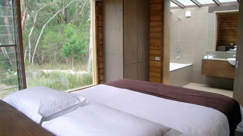 DULC Holiday Cabins - Accommodation Noosa 3