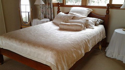 Rotherlea Lodge - Accommodation Noosa 2