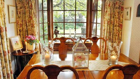 Briarswood Cottage Bed And Breakfast - Accommodation Noosa 2