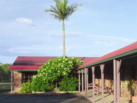 Fernvale Hotel-Motel - Accommodation Noosa 0
