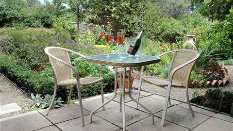 Woodland By The Bay - Accommodation Noosa 3