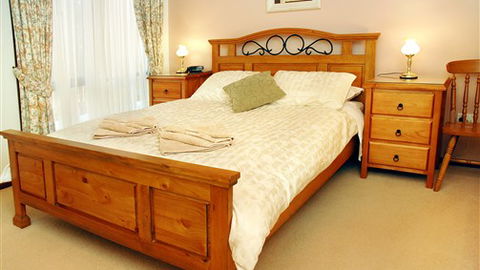 Woodland By The Bay - Accommodation Noosa 5