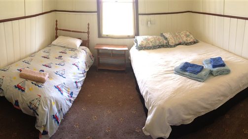 Docker VIC Accommodation Noosa