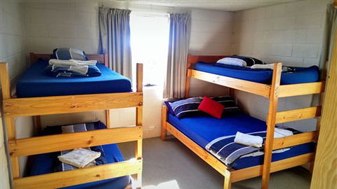 Sugarbush Lodge And Apartments - Accommodation Noosa 3