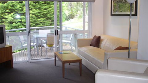 Kunala Chalet - Pinnacle Valley Resort - Accommodation Noosa 0