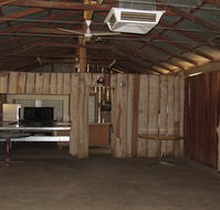 TreeTops Log Cabin - Accommodation Noosa
