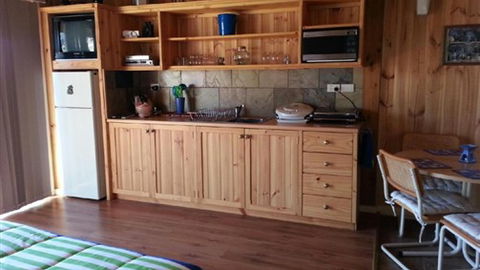 Laura Lodge Rest & Recreation Retreat - Accommodation Noosa 2