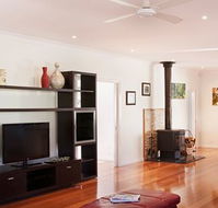 Lithgow Falls - Accommodation Noosa