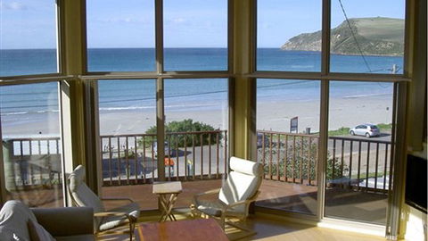 Abalone Beach House - Accommodation Noosa 0
