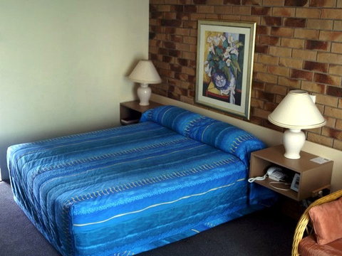 AAA Lancaster Court Motel - Accommodation Noosa 0
