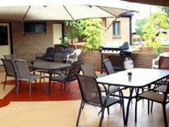 AAA Lancaster Court Motel - Accommodation Noosa 3