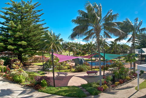 Aloha Apartments - Accommodation Noosa 1