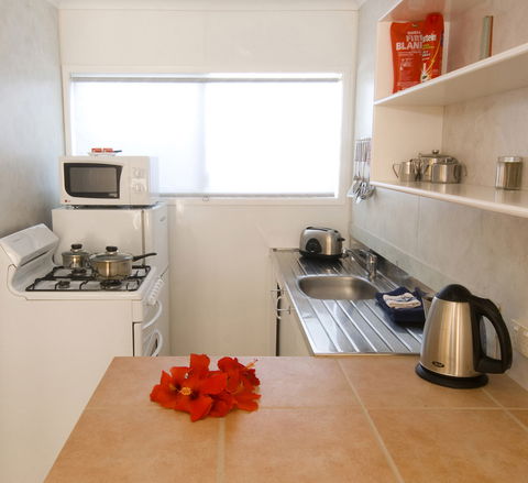 Aloha Apartments - Accommodation Noosa 5