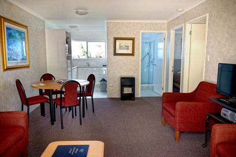 Aloha Apartments - Accommodation Noosa 7