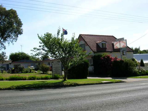 Amble-Inn Motel - Accommodation Noosa 0