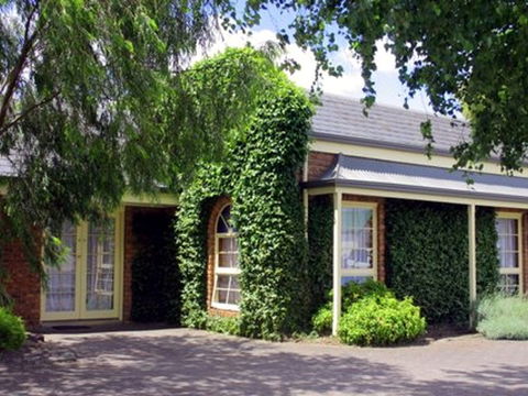 Arkana Motor Inn & Terrace Apartments - Accommodation Noosa 1