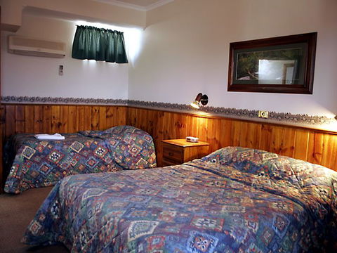 Astor Motor Inn - Accommodation Noosa 1