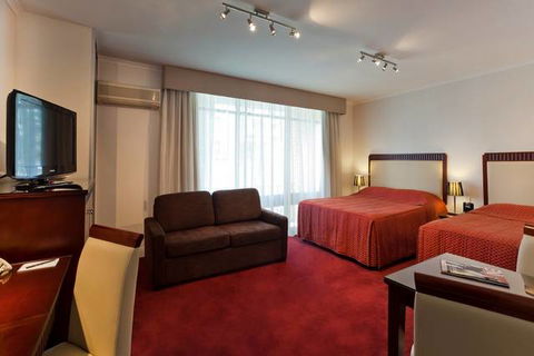BEST WESTERN Ensenada Motor Inn & Suites - Accommodation Noosa 3