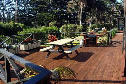Cascade Garden Apartments - Accommodation Noosa 2