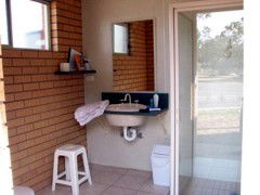 Charlton Travellers Rest Ensuite Caravan Park - Accommodation Noosa 4