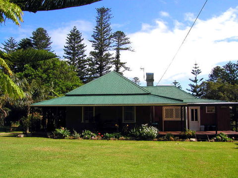 Cobbys Of Crystal Pool Holiday Heritage Cottage - Accommodation Noosa 0