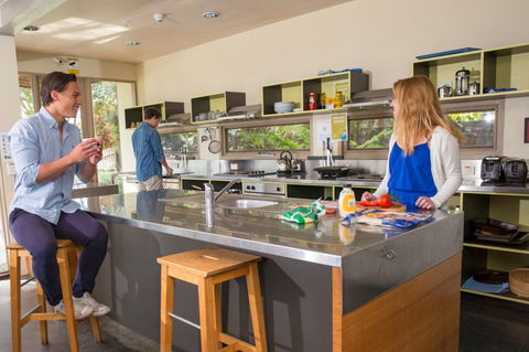 Apollo Bay Eco YHA - Accommodation Noosa 5
