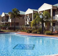 Country Comfort inter City Hotel  Apartments - Accommodation Noosa