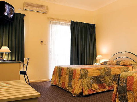 Country Comfort Inter City Hotel & Apartments - Accommodation Noosa 1
