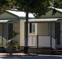 Emerald Cabin  Caravan Village - Accommodation Noosa