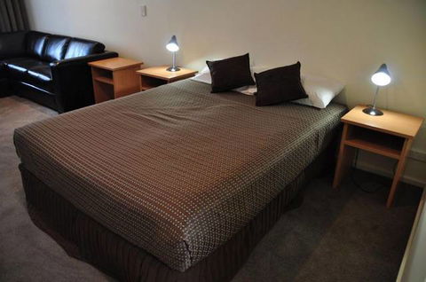 Emu Point Motel & Apartments - Accommodation Noosa 2
