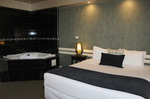 Fairways Resort - Accommodation Noosa 0