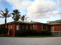 Foundry Palms Motel - Accommodation Noosa 0