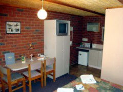 Foundry Palms Motel - Accommodation Noosa 3
