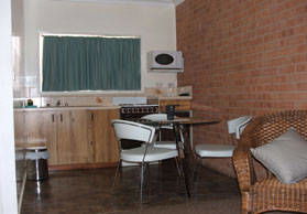 Gilgandra Lodge Motel - Accommodation Noosa 2