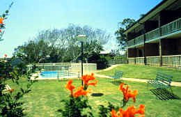 Hawks Nest Motel - Accommodation Noosa 1