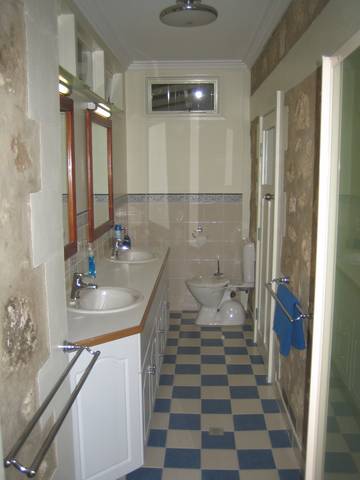 MacDonnell House (Naracoorte Cottages) - Accommodation Noosa 0