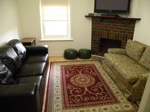 MacDonnell House (Naracoorte Cottages) - Accommodation Noosa 7