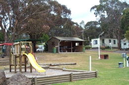 Macedon Caravan Park - Accommodation Noosa 0
