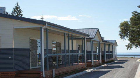 Port Vincent Caravan Park & Seaside Cabins - Accommodation Noosa 2