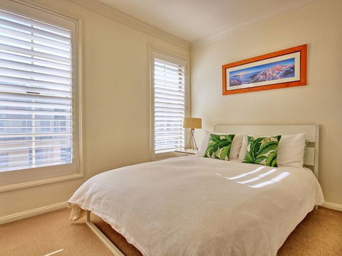 Seaview - Accommodation Noosa 81