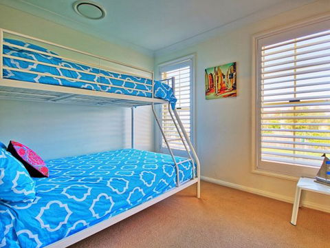 Seaview - Accommodation Noosa 82