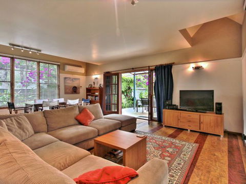 Seaview - Accommodation Noosa 125