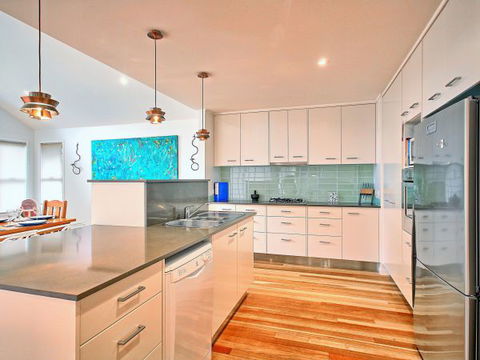 Seaview - Accommodation Noosa 192