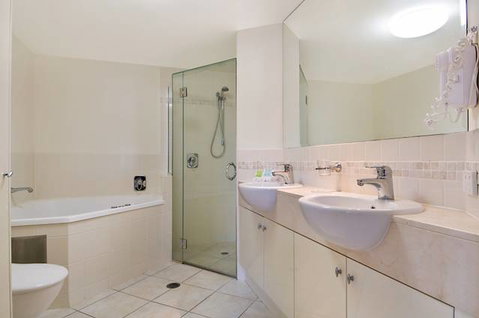 Shearwater Resort - Accommodation Noosa 4