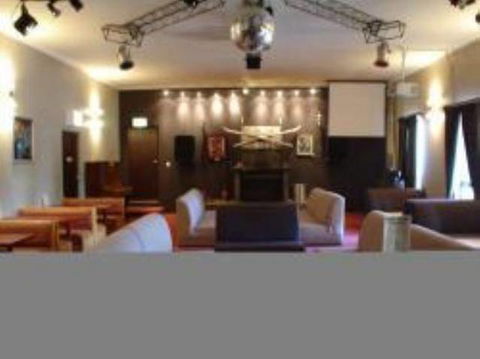 Southern Cross Motor Inn & Tourist Park - Accommodation Noosa 0